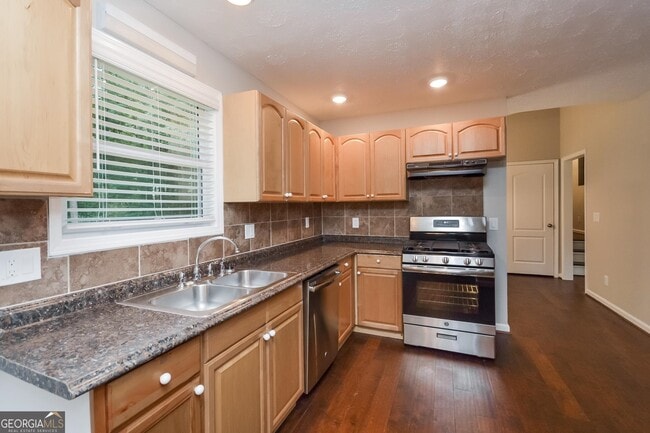 Building Photo - 2383 Corigan Cir NE