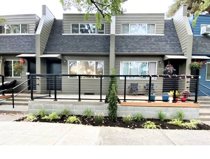 Building Photo - 3057 SE 20th Ave