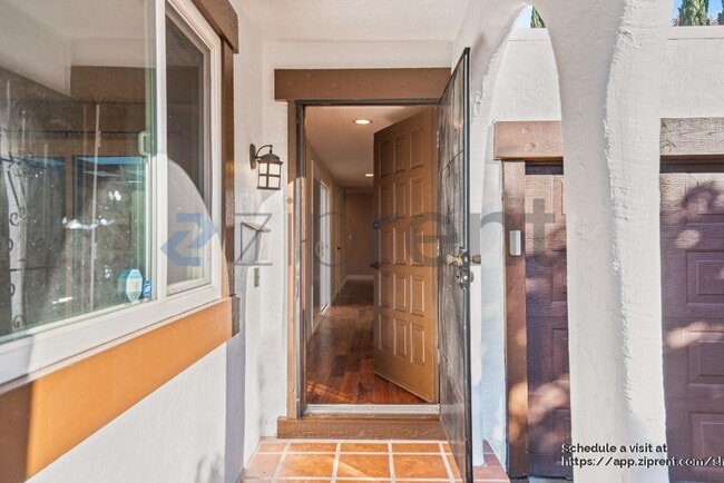 Building Photo - 41098 Bairo Ct