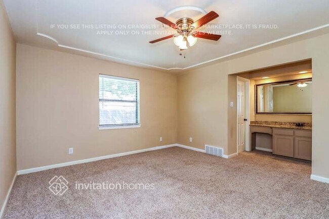 Building Photo - 7533 Clover Ln