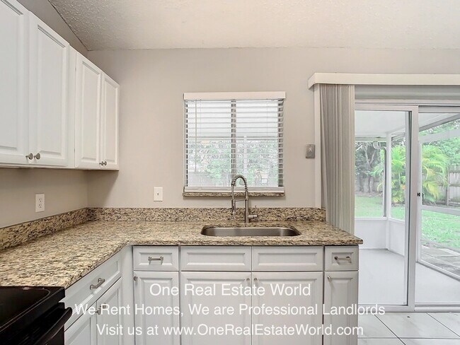Building Photo - 12929 Ohio Woods Ln