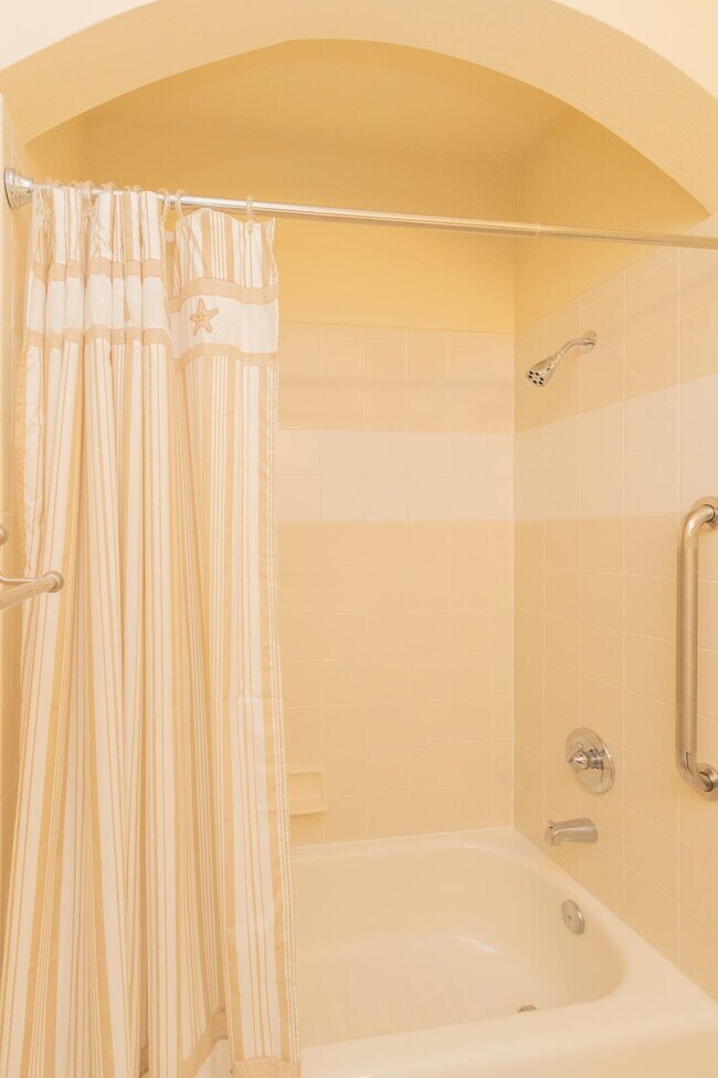 Building Photo - 37111 Harbour Vista Cir