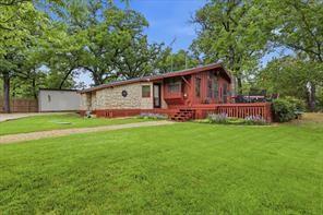 Building Photo - 111 Oaktree Ln