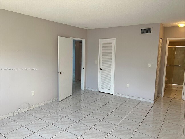 Building Photo - 5731 NW 37th St