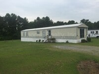 Building Photo - 92 Matts Ln