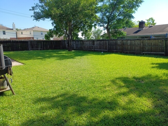 Building Photo - 9903 Kent Towne Ln