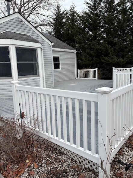 Building Photo - 104 Ohls St