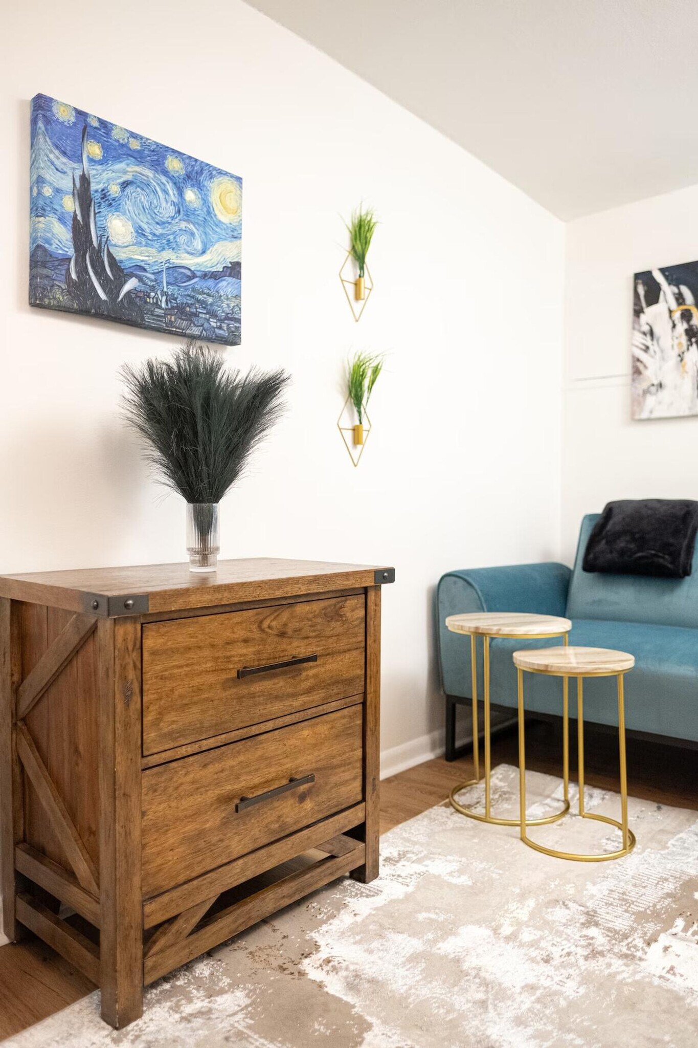 Building Photo - 330 E 74th St