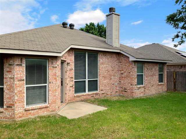 Building Photo - 2820 Wakecrest Dr