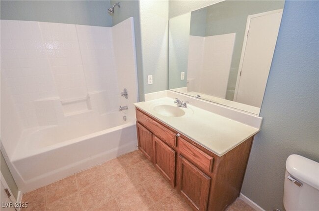 Building Photo - 50 Aura de Blanco St