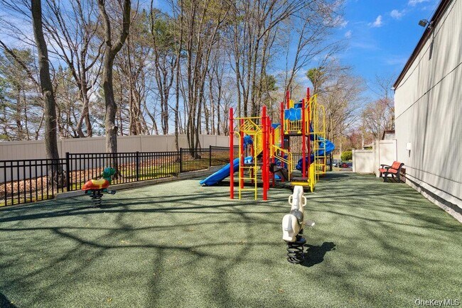 Building Photo - 124 Foxwood Dr