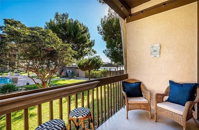 Building Photo - 1 Bedroom/1 bath