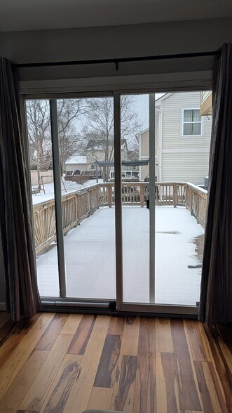 Deck access from family room - 1617 Norton Creek Blvd