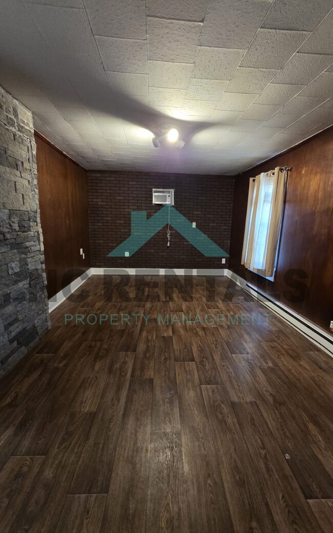 Building Photo - 3716 Dawson Ave