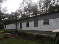 Building Photo - 128 SE 412th St