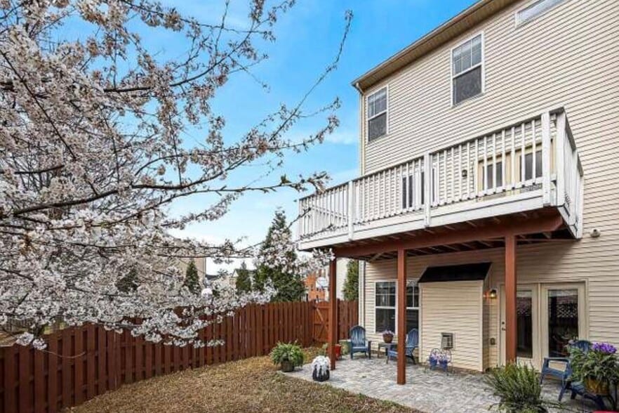 Building Photo - 43473 Hopestone Ter