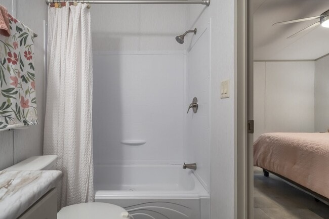 Building Photo - Brand New 3/2 Mobile Home in Kilgore's Newest Community!