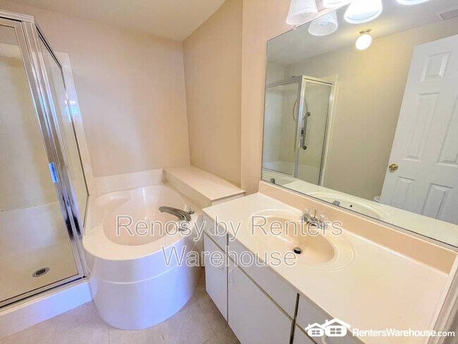 Building Photo - 539 Seahorse Run