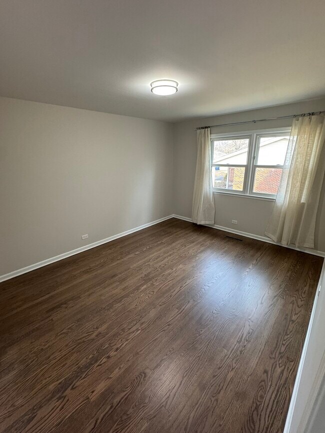 Building Photo - 1705 Central Ave