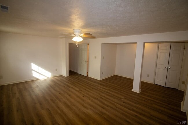 Building Photo - 1777 Clover Rd