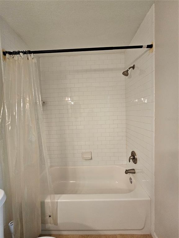 Building Photo - 540 Golden Raintree Pl