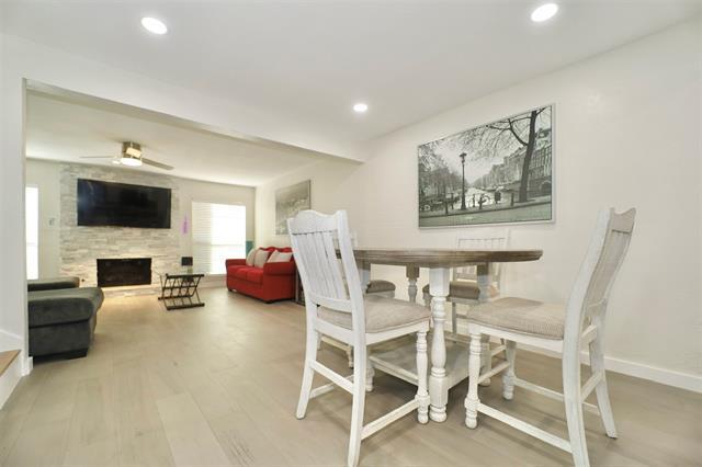Building Photo - 15151 Berry Trail