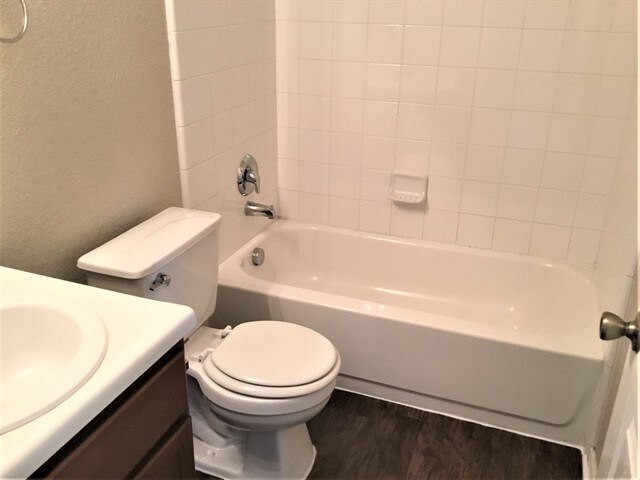 Building Photo - 6923 Opal Clfs