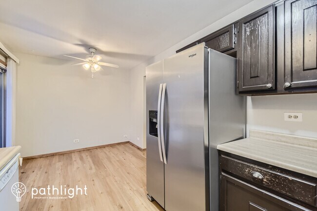Building Photo - 1510 Farrington Court