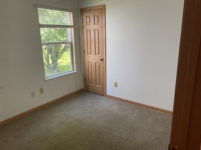 Building Photo - 3884 Boyer Ridge Dr