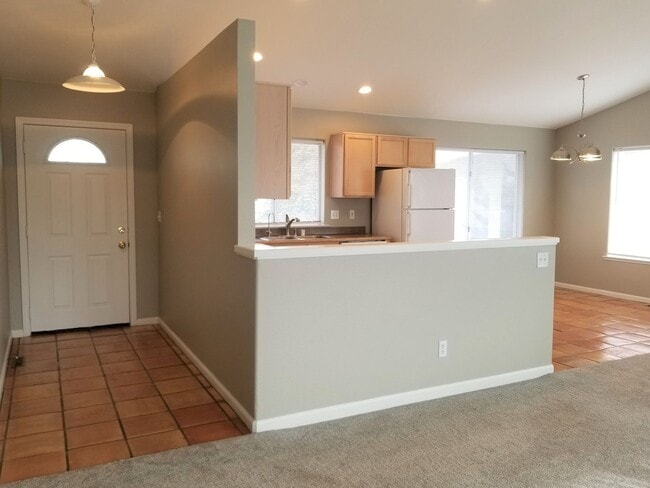 Building Photo - Home For Rent in Gardnerville-Fish Springs...