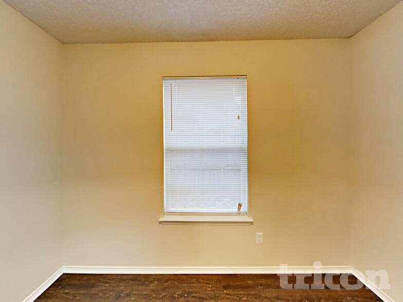 Building Photo - 7321 Indiana Ave