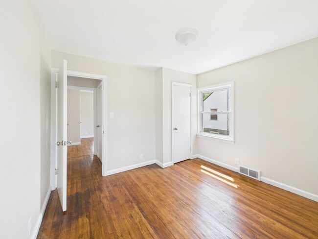 Building Photo - 1036 3rd St