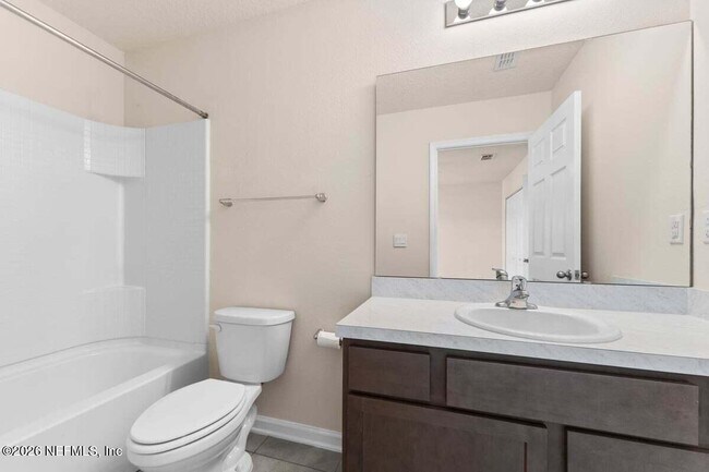 Building Photo - 49 Coastline Wy