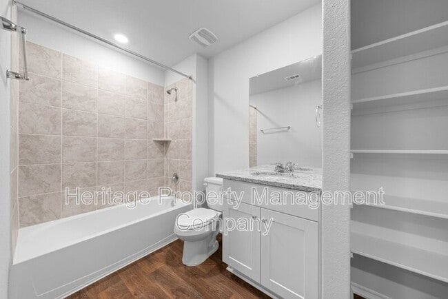 Building Photo - 4522 Meerkat Dr