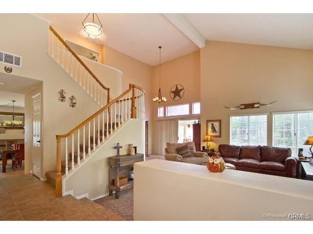 Building Photo - 3 Bedroom + Office in Rancho Highlands