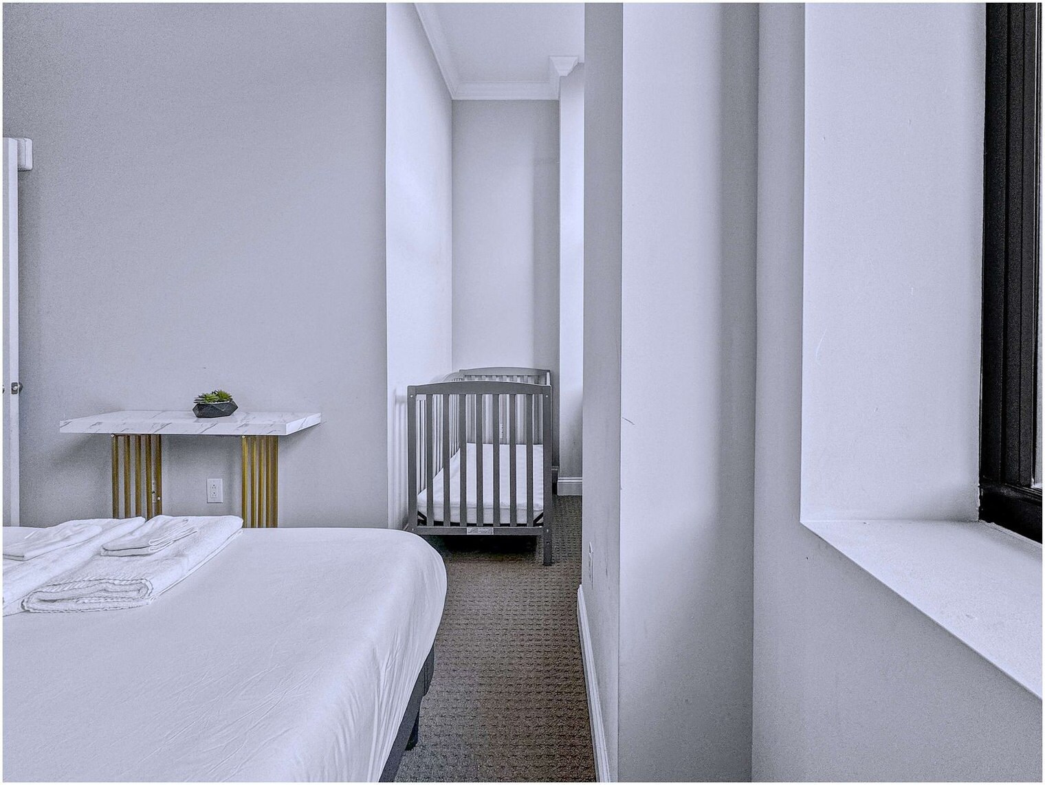 Building Photo - 1421 N 5th St