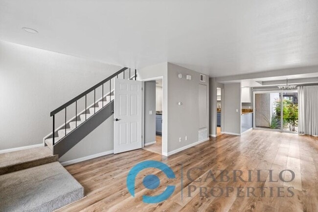 Building Photo - 4024 Crystal Dawn Ln