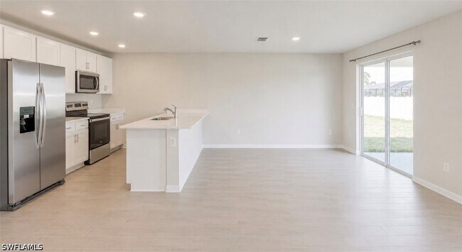 Building Photo - 8030 Olive Cir