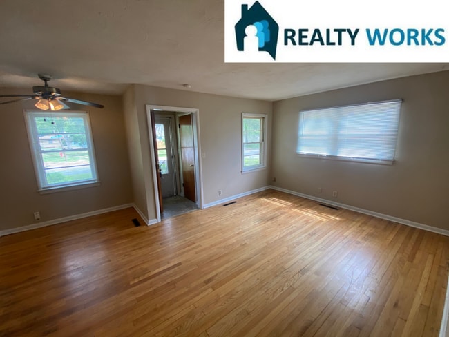 Building Photo - Great 3 bedroom home available in north Lincoln.