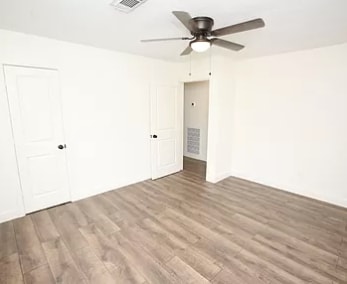 Building Photo - 303 Yaupon St