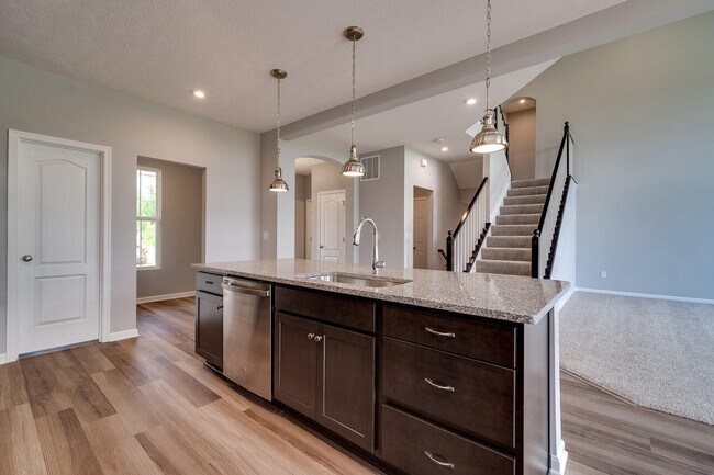 Building Photo - 1744 Ardennes Oak Dr