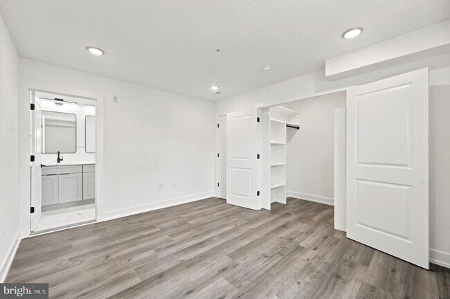 Building Photo - 1514 S 22nd St