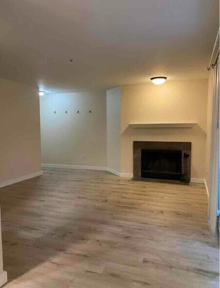 Building Photo - 7453 Newcastle Golf Club Rd