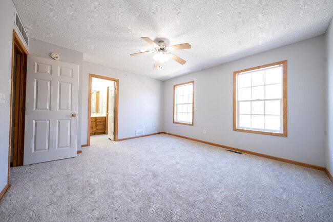 Building Photo - 15316 Founders Ln