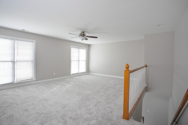 Building Photo - Beautiful 5 bedroom home in Cameron Estates!