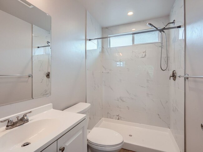 Building Photo - Newer 3 Bedroom House & 2 Bedroom Granny Flat Close to SDSU!!!