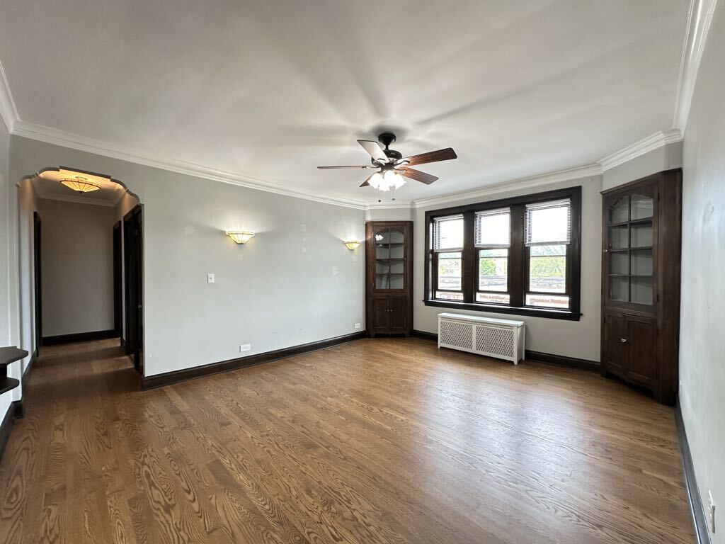 Building Photo - 4519 N Wolcott Ave
