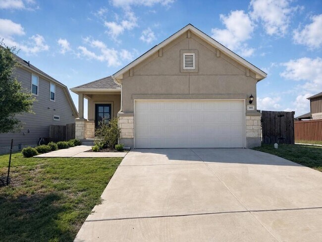 Building Photo - 366 Papaya Dr