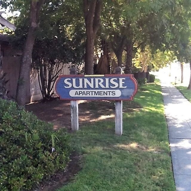 Apartment For Rent in Fresno 5291 E Kings Canyon Rd Fresno CA 93727