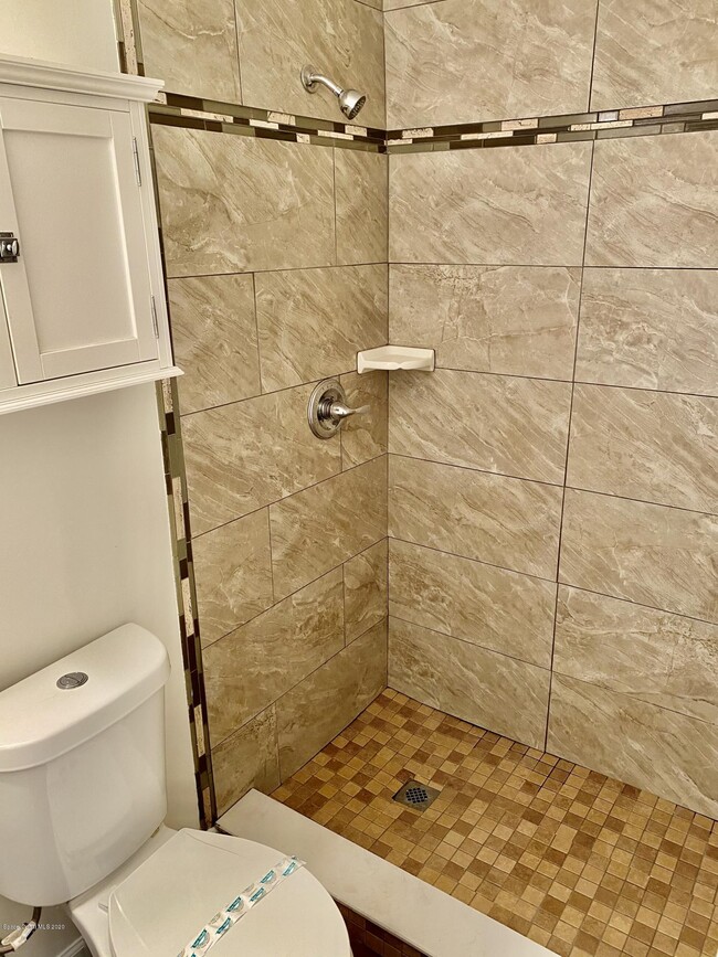 Building Photo - 701 Sea Gull Dr